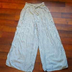 American Eagle Striped Wide-leg Pants